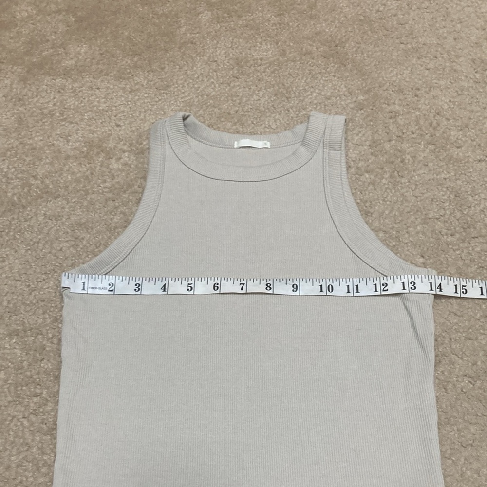 GU Ribbed Cropped Tank Top Beige - Picture 2 of 5